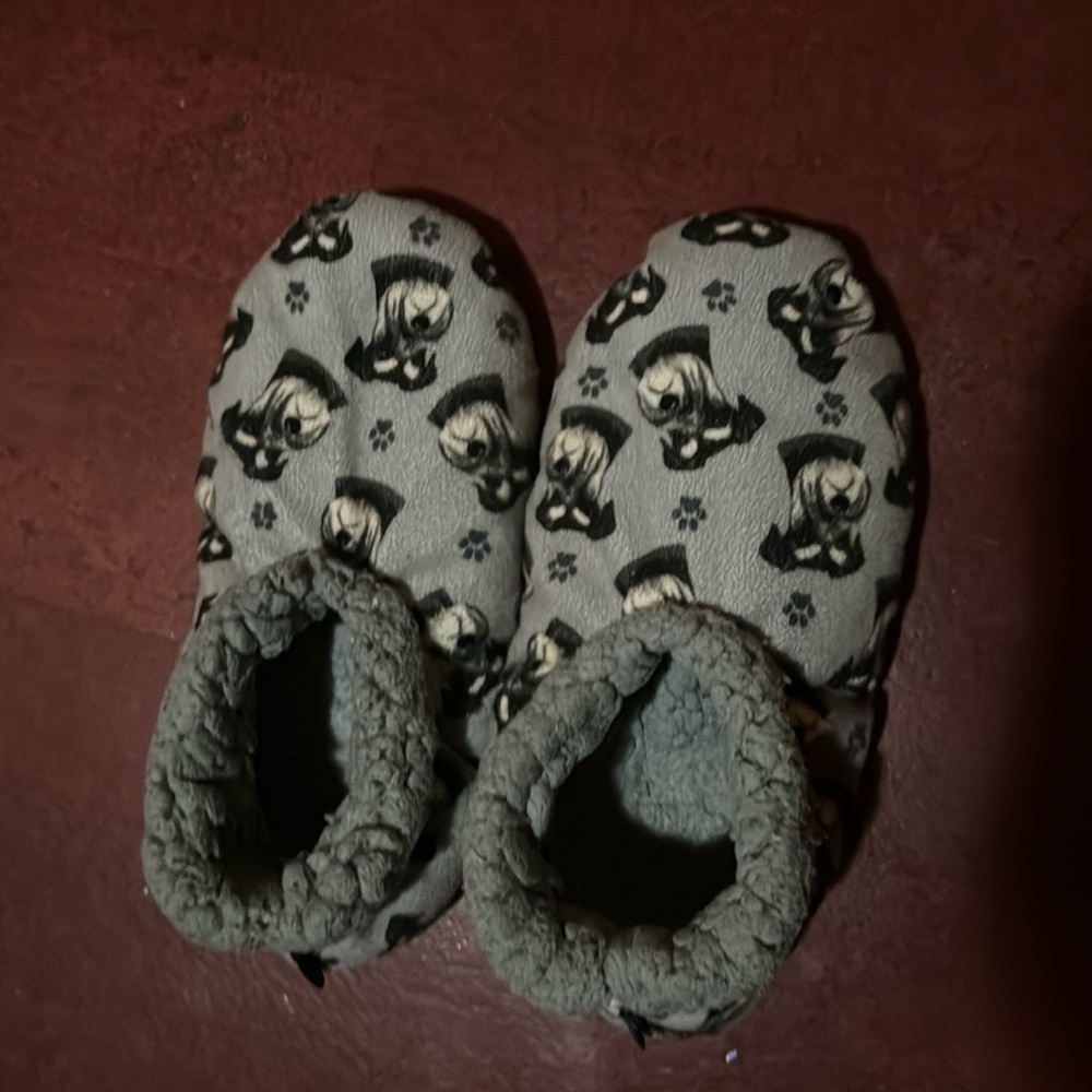 Slippers